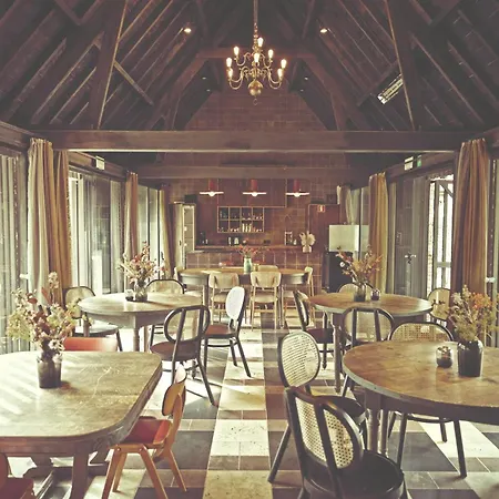 Farm stay La Petite Fabriek *